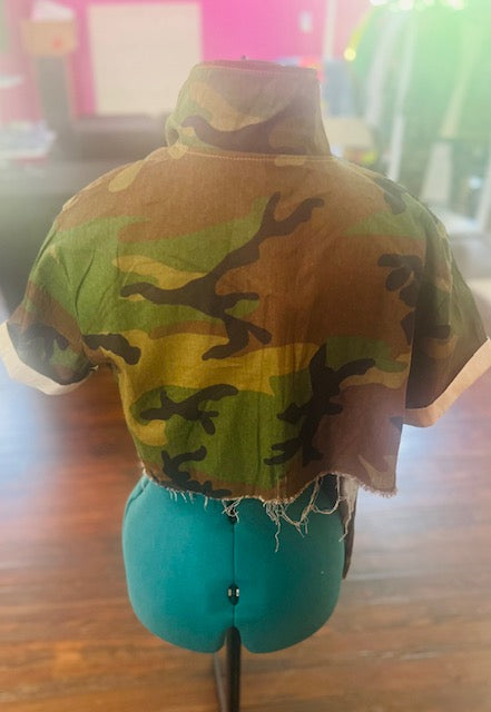 CAMOUFLAGE CROP JACKET